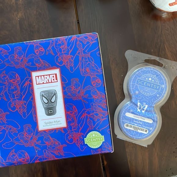 COPY - Scentsy Spider-man wall fan diffuser /  jammy pods - Picture 2 of 4